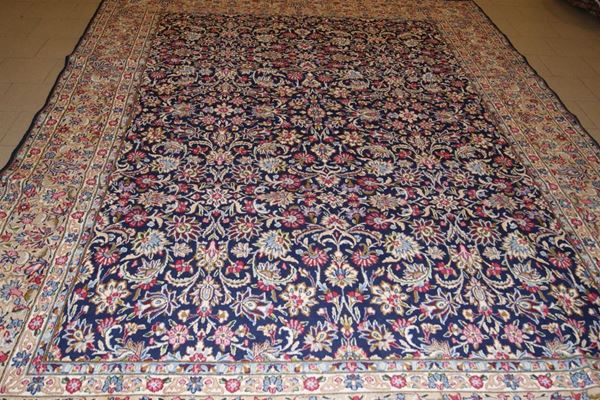 Tappeto Persiano, sec. XX, Kerman, cm 368x269