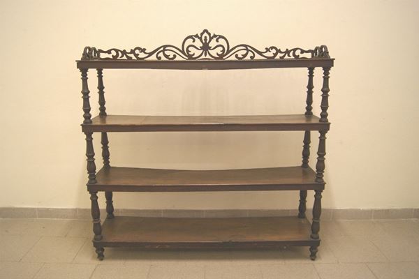 EtagÃ¨re, Toscana sec. XIX, in noce a quattro ripiani con ringhierina, gambe tornite, cm 127x32x120