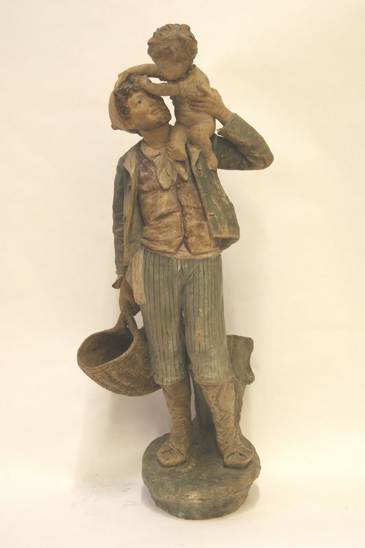 Cesare Cacciapuoti, Napoli sec. XIX CONTADINO CON BAMBINO  terracotta policroma,cm 65  difetti e mancanze