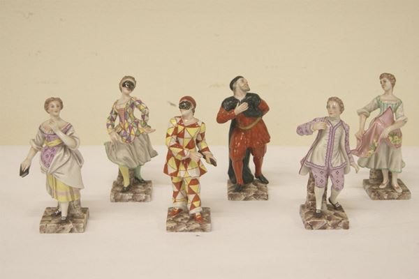 Sei statuine, sec. XX, manifattura Ginori, in maiolica policroma, FIGURE GALANTI, alt. max cm 12 (6)