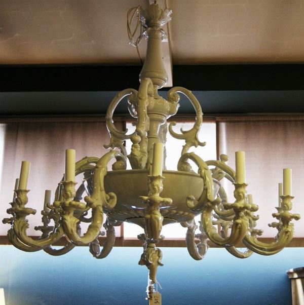 Lampadario, in porcellana, a dodici luci, con foglie, cm 98x91