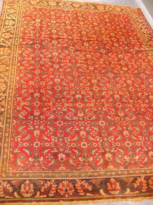 Tappeto persiano Lilian di vecchia manifattura, fondo rosso mattone, a motivo floreale, cm 310x235