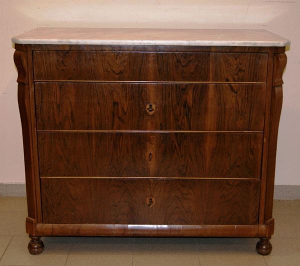 Cassettone, Toscana, sec. XIX, in noce, a quattro cassetti, piano in marmo, cm 118x58x99