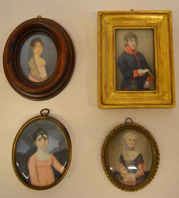 Quattro miniature, di cui tre ovali ed una quadrata, sec. XIX, raffiguranti PERSONAGGI  entro cornici(4)
