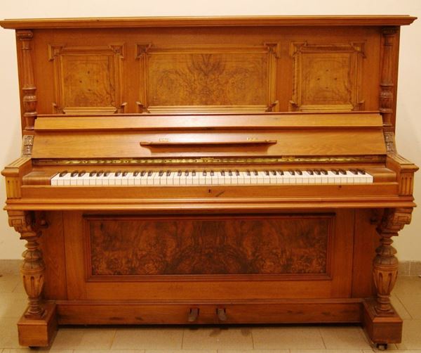 Pianoforte verticale, Germania, inizi sec. XX, in legno, cm 152x71x134