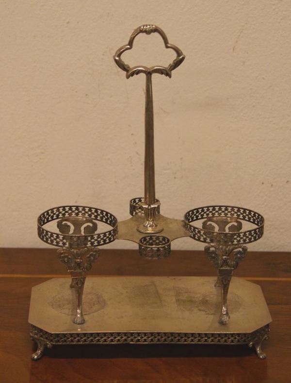 Fusto di oliera, Impero, sec. XIX, in argento cesellato, gr. 366