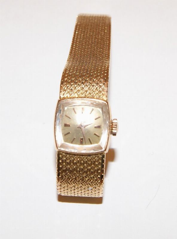 Orologio da polso per signora Girard Perregaux, con cassa e cinturino in oro giallo, gr. 37, quadrante difettoso