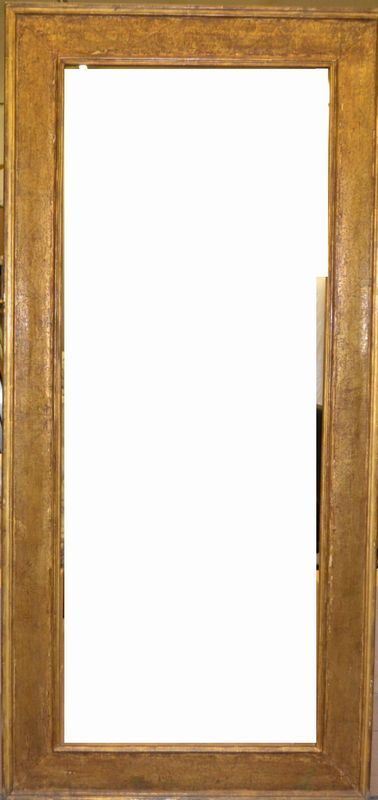 Grande cornice rettangolare, sec. XVII in legno dorato decoratop sulla      fascia con motivi fitomorfi a bulino, luce cm 179x68  - Asta Antiquariato, Collezionismo & Gioielli - Poggio Bracciolini Casa d'Aste