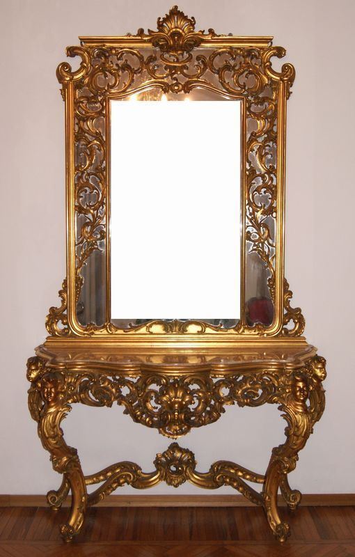 Console, Italia centrale, primi sec. XX, in legno riccamente intagliato e dorato con piano in marmo e sovrastante specchiera, cm 160x53x262  - Asta Antiquariato, Collezionismo & Gioielli - Poggio Bracciolini Casa d'Aste