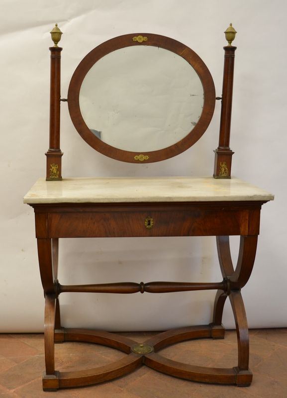 Toilette Impero inizi sec. XIX