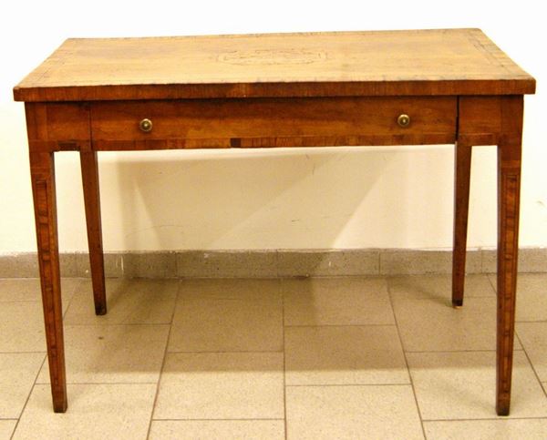 Tavolo scrivania, Emilia, Luigi XVI, piano intarsiato, un cassetto, gambe troncopiramidali, cm 106x55x78