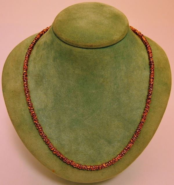 Girocollo in oro rosa lavorato a sferette NEW ROUND PASSION peso gr 28,9, marcato Torrini
