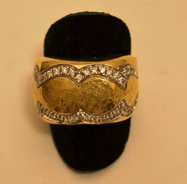 Anello a fascia larga in oro giallo e diamanti, marcato Torrini, CONTOUR, brillanti 0,42 k , gr. 16,6