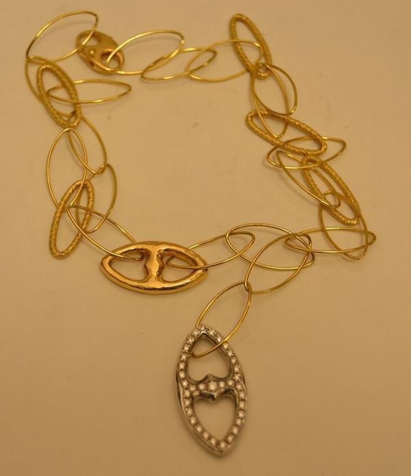 Collana in oro giallo e bianco MARINA, g 17,9, marcata Torrini