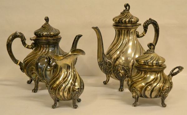 Servito da tÃ¨ e caffÃ¨, sec.XX, in argento,  composto da teiera, caffettiera, lattiera e zuccheriera, g 1880(4)