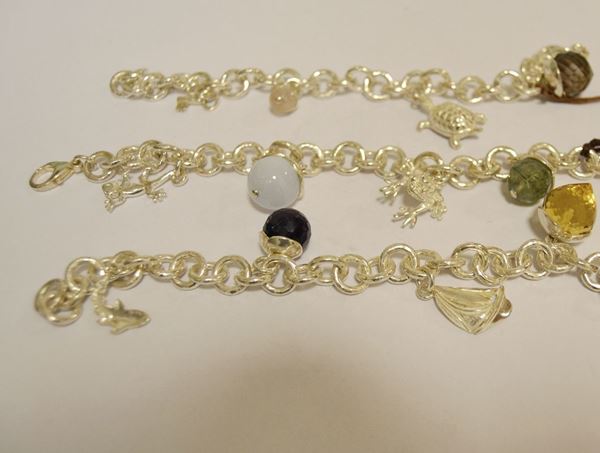 Tre bracciali in argento 925, CHARMS, ad animali e pietre semipreziose (3)