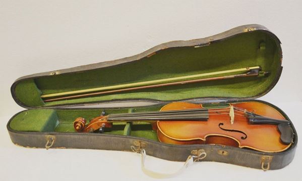 Violino, cm 58,5, con custodia  - Asta Gioielli,  Argenti, Mobili, Oggetti d'arte e Dipinti - Poggio Bracciolini Casa d'Aste