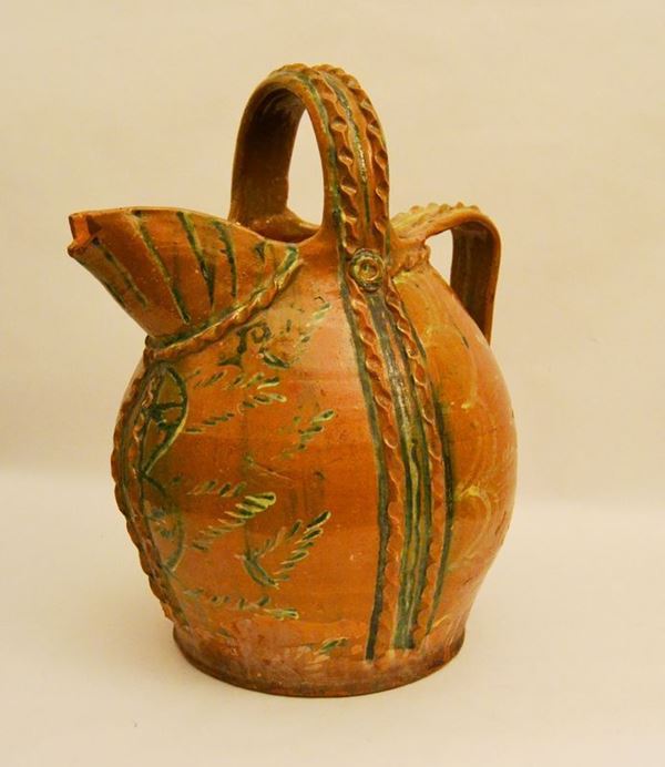 Orcio, Pistoia sec. XIX, in terracotta, con beccuccio e manico, alt. cm 54, rotture