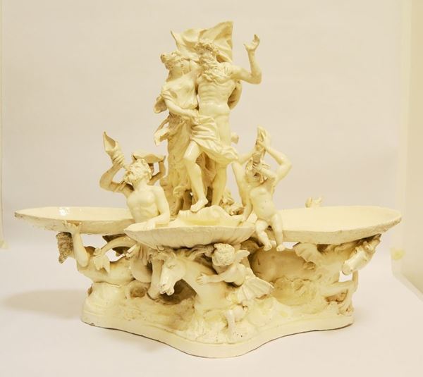Grande centrotavola in ceramica bianca, Napoli sec. XIX, raffigurante FONTANA DEL NETTUNO, cm 56x68x45, restauri e mancanze