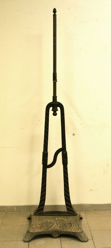 Misuratore di altezza, inizi sec. XX, in ferro, con inciso MISURA PER LEVA MILITARE