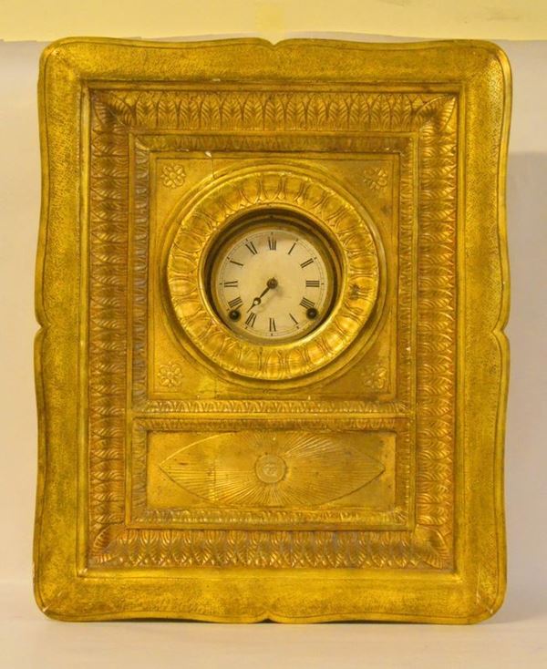 Orologio da parete entro cassa di legno dorata e intagliata, Napoli sec. XIX