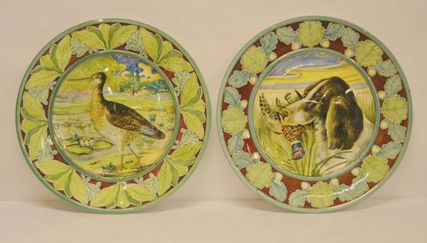 Coppia di piatti, sec. XX, in maiolica decorata ad ANIMALI (2)