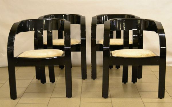 Giovanni Battista Bassi (Pistoia 1926-2013) Quattro sedie Elisa, produzione Poltronova, struttura in legno laccato nero, seduta imbottita in stoffa color beige, difetti (4)