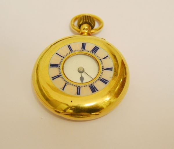 Orologio da tasca in oro giallo doppia cassa  - Asta Arredi, oggetti d'arte, dipinti - Poggio Bracciolini Casa d'Aste