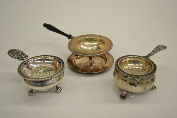 tre passatÃ¨ in argento, g 280  - Asta Arredi, oggetti d'arte, dipinti - Poggio Bracciolini Casa d'Aste