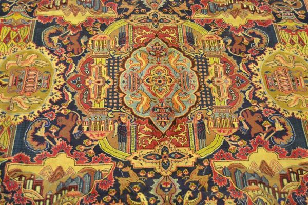 Tappeto persiano KASHMAR, firmato, fondo blu, campo a motivo archeologico multicolore, bordura blu, cm 395x300