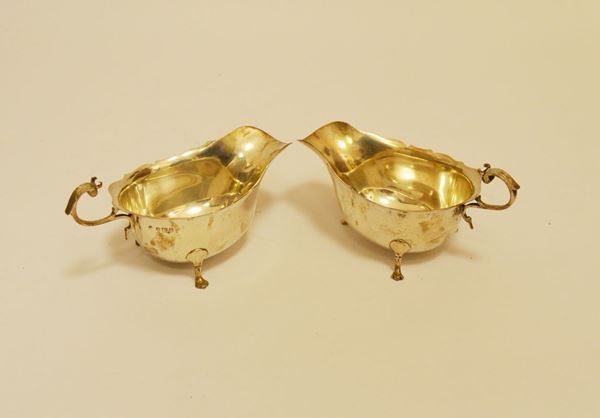 Coppia di salsiere inizi  sec. XX in argento Inglese  g 197