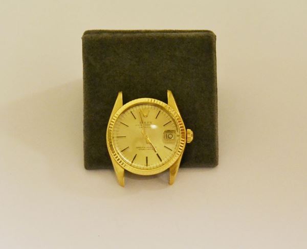Orologio da polso Rolex Date Just Ref. 6827, seriale 5'639â€™908, anno 1978, in oro giallo 18 kt. Movimento a carica automatica calibro 2030. Diam. mm 31 (orologio usurato per cui probabilmente la numerazione della referenza e del seriale Ã¨ stata riscritta. Nel fondello Referenza 6800)