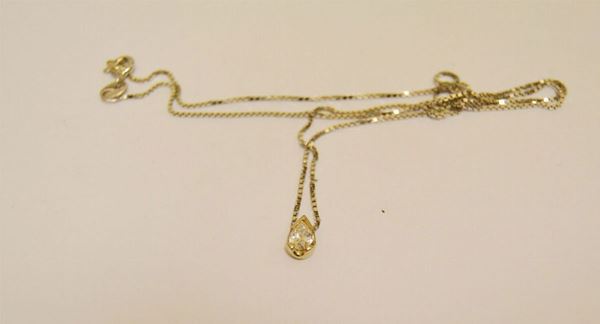 Collana in oro bianco con brillante a goccia gr, 2,9