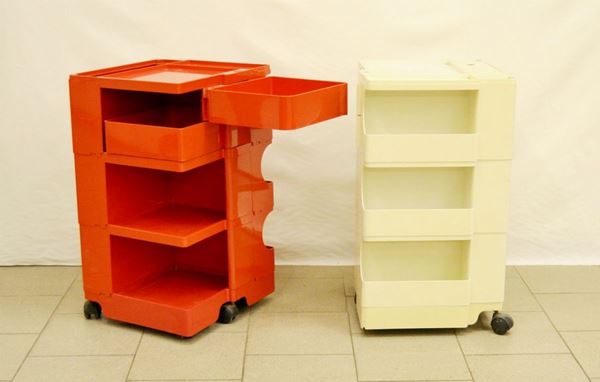 Joe Colombo (Milano 1930-1971) Due carrelli portaoggetti, in plastica, uno bianco e uno rosso, produzione Bieffe ( 2 )