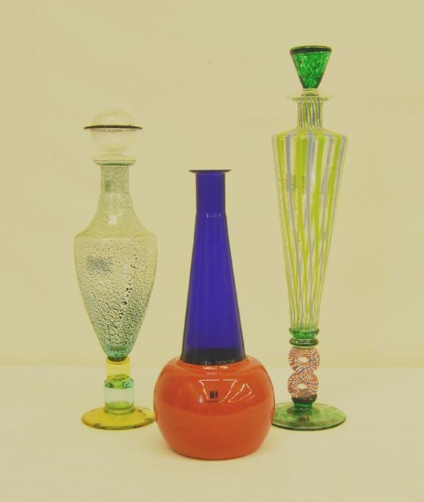 Tre vasetti, design Carlo Moretti, in vetro di murano, in vari colori ( 3 )