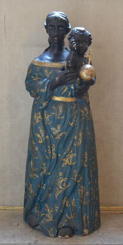 Scultura, Francia, sec. XVIII, in legno policromo, MADONNA CON BAMBINO, alt. cm 100, difetti