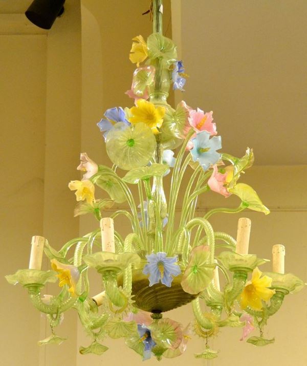 Lumiera in vetro colorato, decoro a fiori