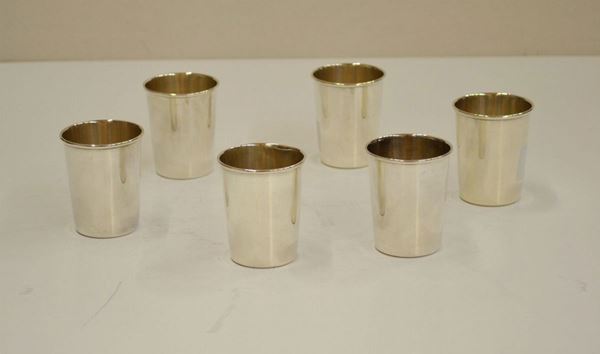 Sei bicchieri in metallo argentato (6)