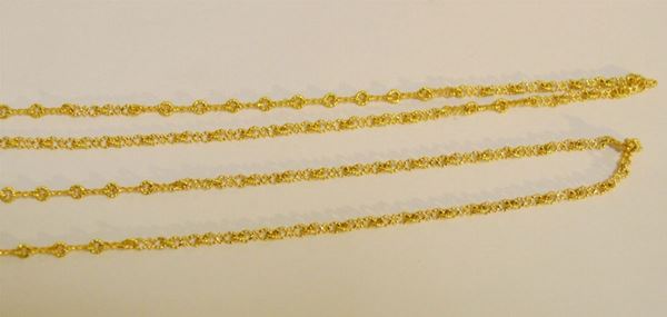 Due girocollo in oro giallo, a maglie lavorate, g 17  - Asta Gioielli, Argenti, Design, Mobili, Oggetti d'arte, Dipinti ed Arte Orientale - Poggio Bracciolini Casa d'Aste