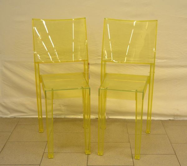 Coppia di sedie, manifattura Kartell, design Philippe Starck, in policarbonato, alt. cm 85 ( 2 )
