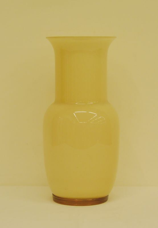 Vaso, manifattura Venini, in vetro colorato, alt. cm 37