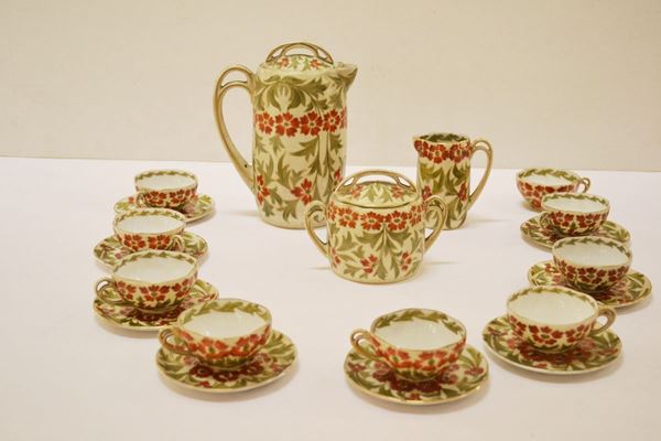 Servito da the, inizi sec.XX, in porcellana policroma  - Asta Gioielli, Argenti, Design, Mobili, Oggetti d'arte, Dipinti ed Arte Orientale - Poggio Bracciolini Casa d'Aste
