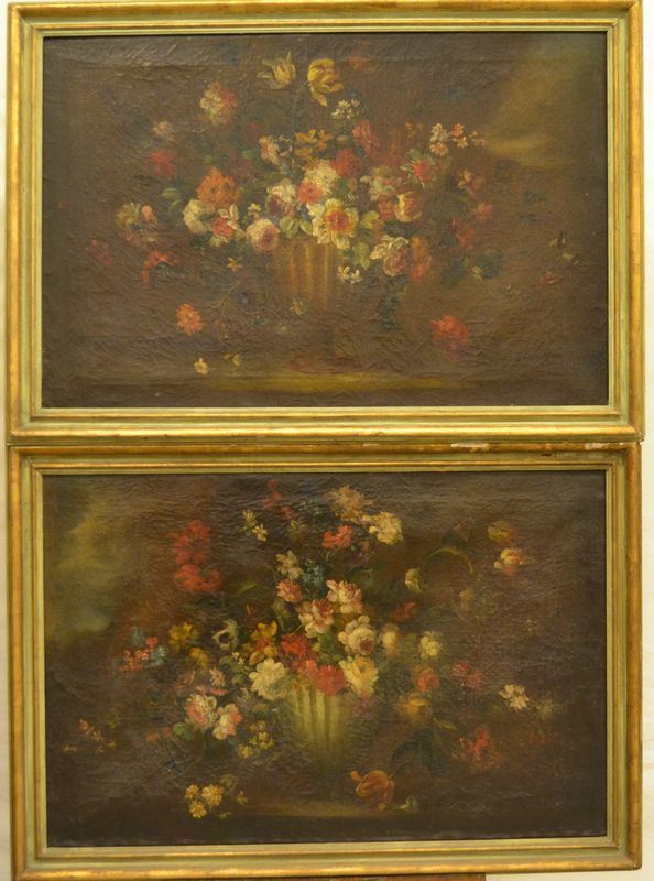 Coppia di dipinti, nello stile del sec. XVIII,  VASO CON FIORI,  olio su ntela, cm 105x70 ( 2 )