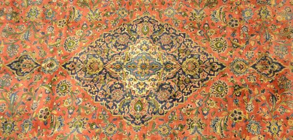 Tappeto persiano KEISHAN, extra fine, di vecchia manifattura, fondo rosso a motivo floreale, con medaglione centrale e bordura multicolore, cm 400x295