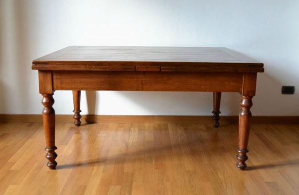 Tavolo, Toscana, sec. XIX, in legno, prolunghe a tiro, gambe tornite, cm 144x115x75