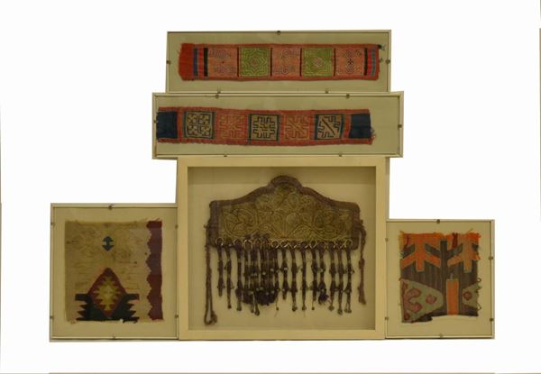 Cinque quadri, con pezzi di stoffa, Sud America, fine sec. XIX,  ( 5 )