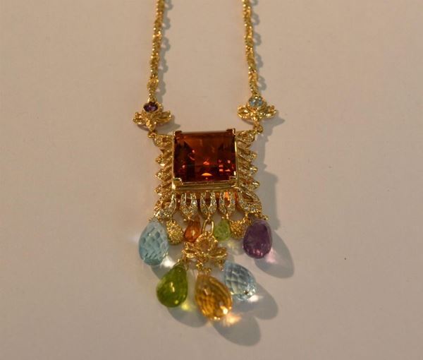   Collana in oro giallo  con elemento finale decorato con quarzo citrino , brillanti e pietre mix g 23,8