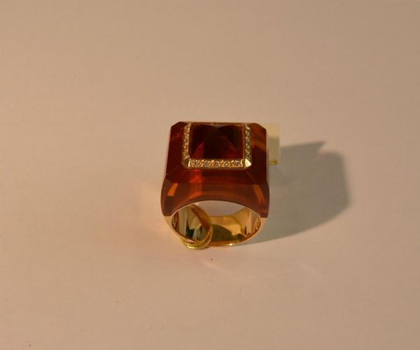  Anello in oro giallo con quarzo citrino e brillanti g 19,8