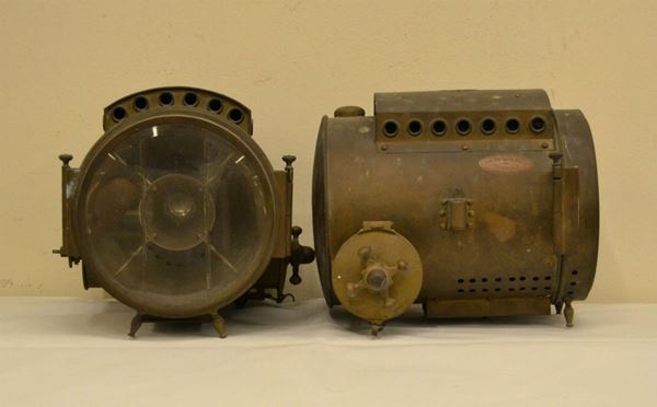  Due fanali per locomotiva, inizi sec. XX, marcati Fausto e Pietro Carrello, Torino ( 2 ) 