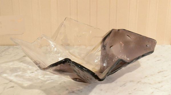  Centrotavola, anni 80, in vetro di murano, a fazzoletto bi-colore 
